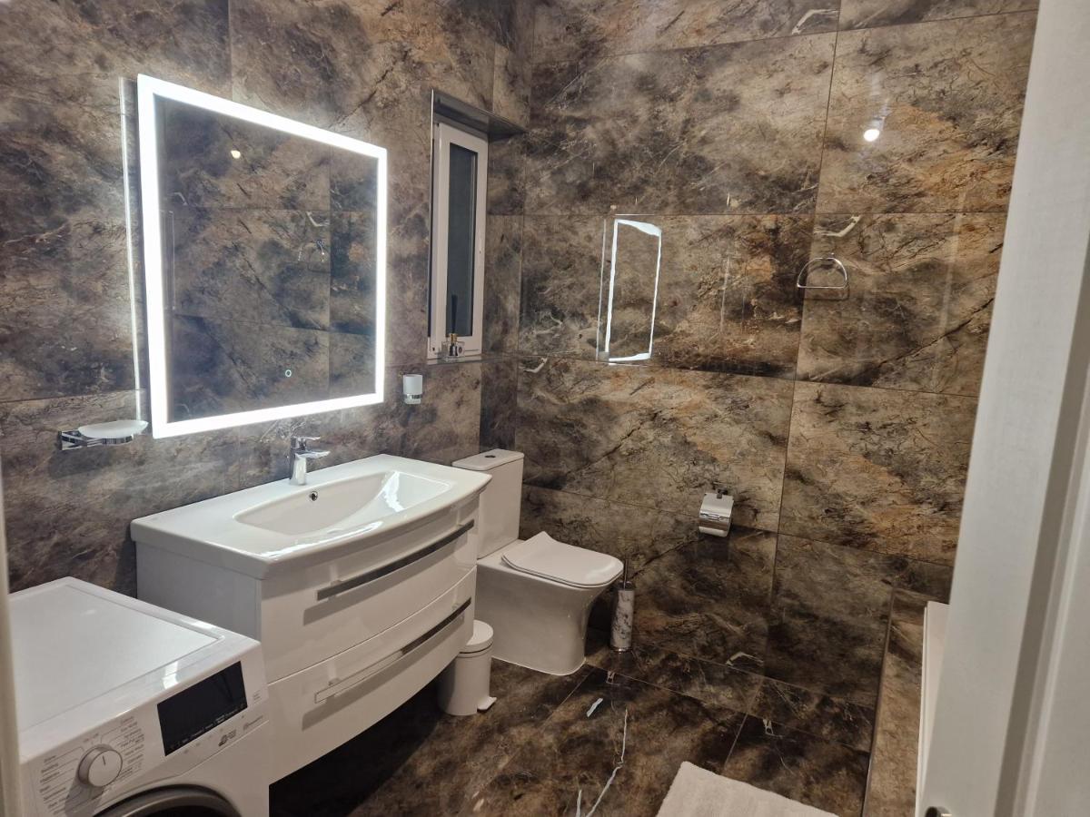 Town Pent House Apartment Luqa Bagian luar foto